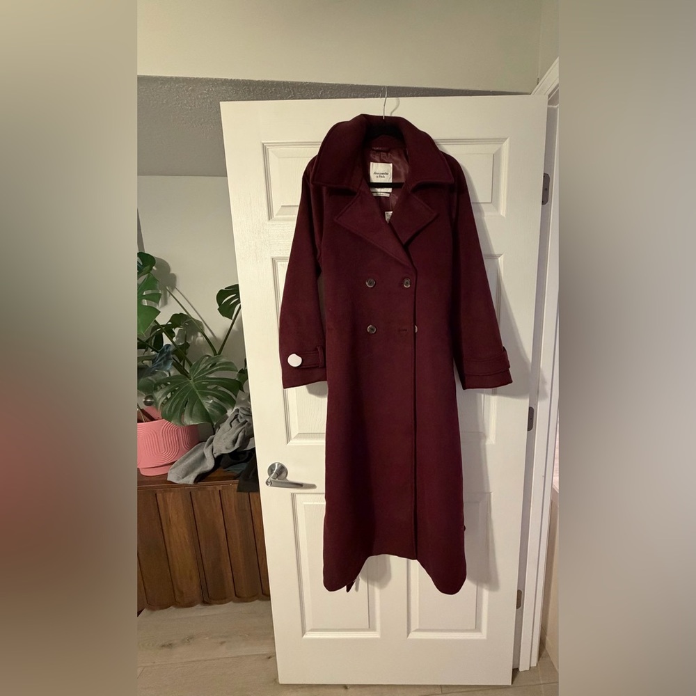 Abercrombie & Fitch Maroon Double-Breasted Coat